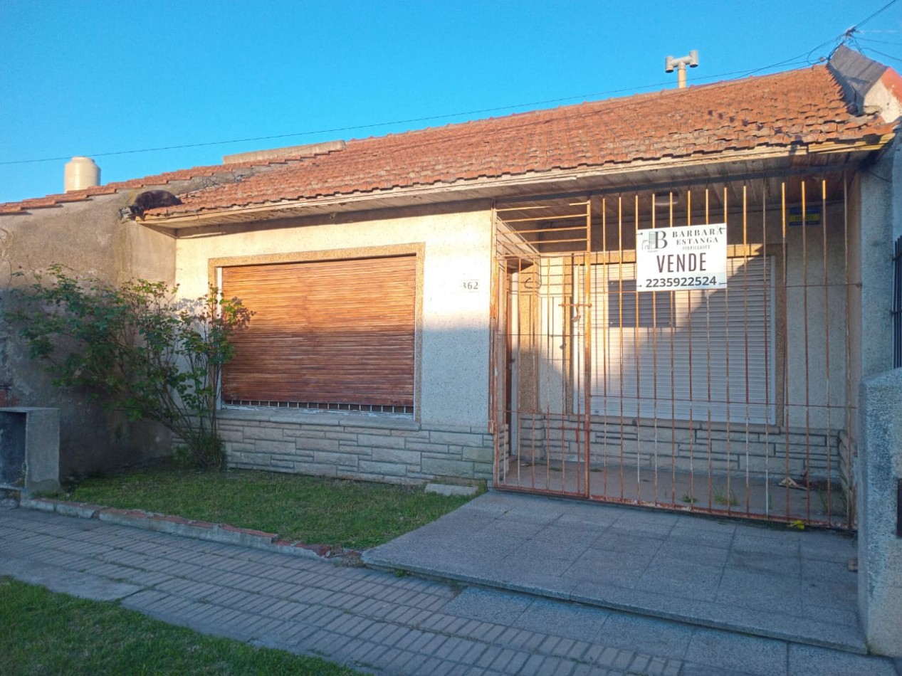 Chalet a reciclar en Villa Primera.