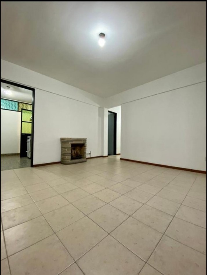 Depto en Burzaco. 4 ambientes 