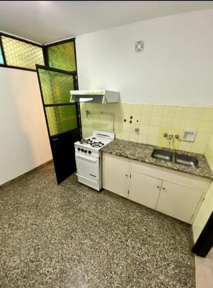 Depto en Burzaco. 4 ambientes 