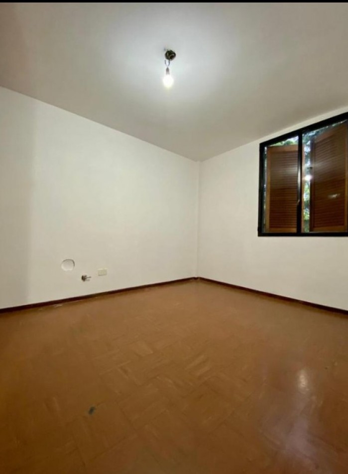 Depto en Burzaco. 4 ambientes 