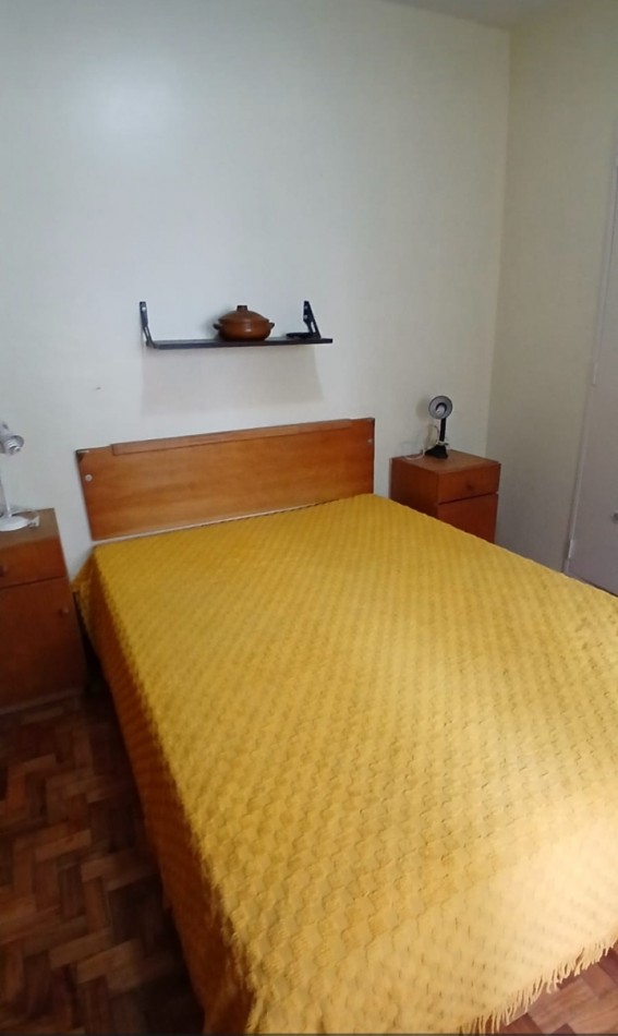 Departamento 2 ambientes con patio