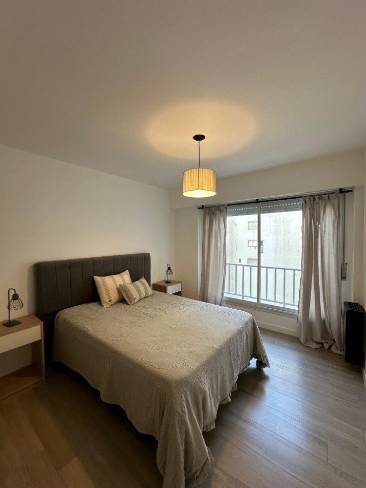 Departamento 2 ambientes mas dependencia, reciclado a la calle 