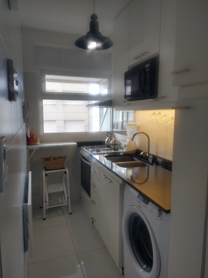 Departamento 1 ambiente con vista al mar 