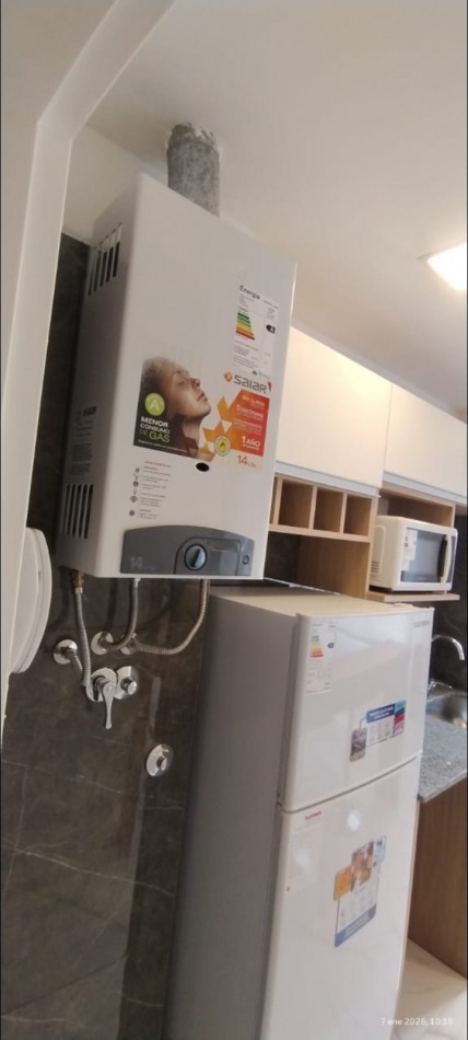 Departamento 2 ambientes reciclado a la calle en pleno centro 