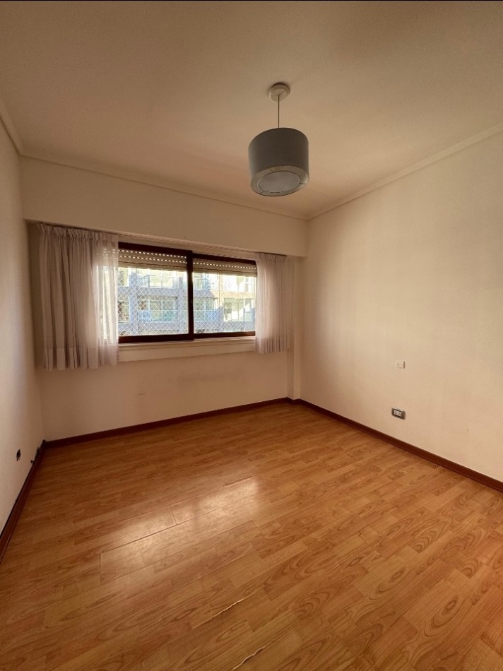 Piso en Loma Santa Cecilia 