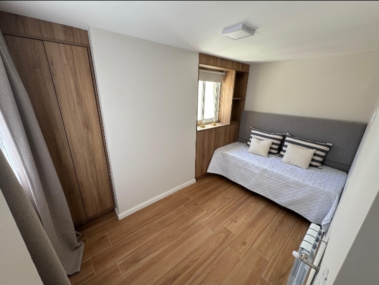 Chalet al frente con garage 